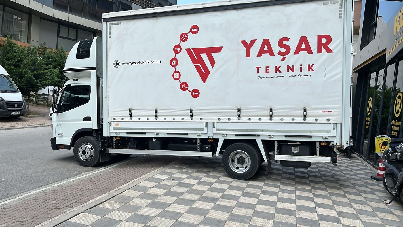 Araç giydirme uygulaması - Koca Reklam