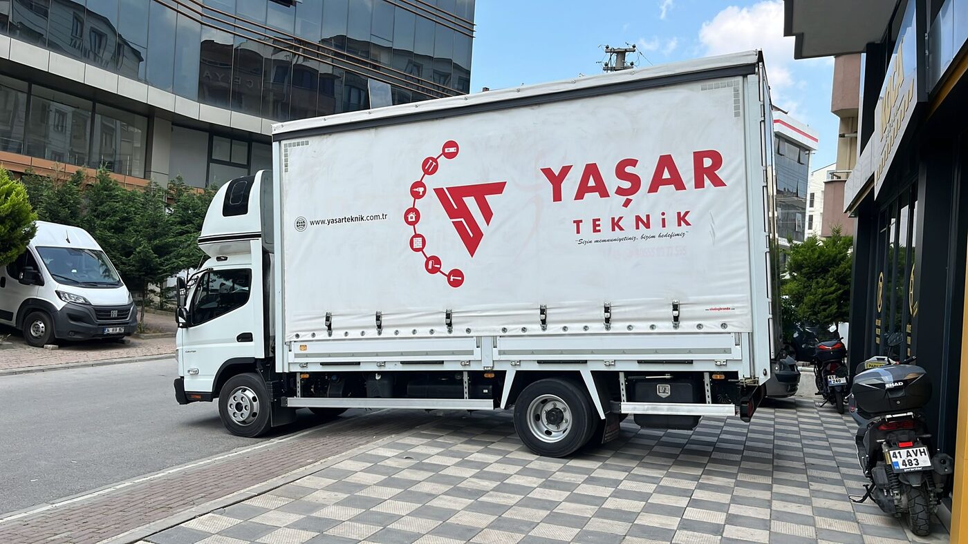 Araç giydirme uygulaması - Koca Reklam