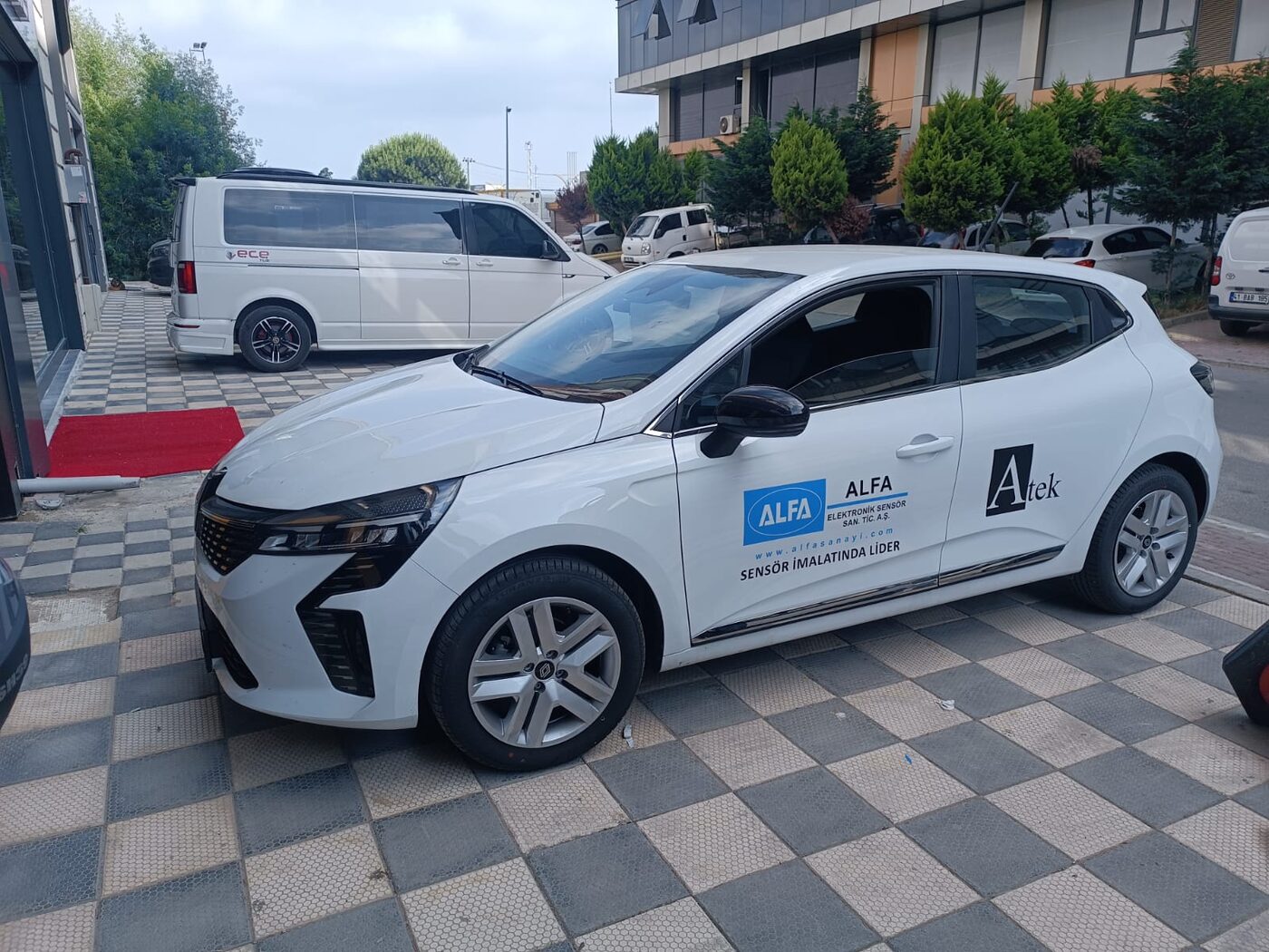 Araç giydirme uygulaması - Koca Reklam