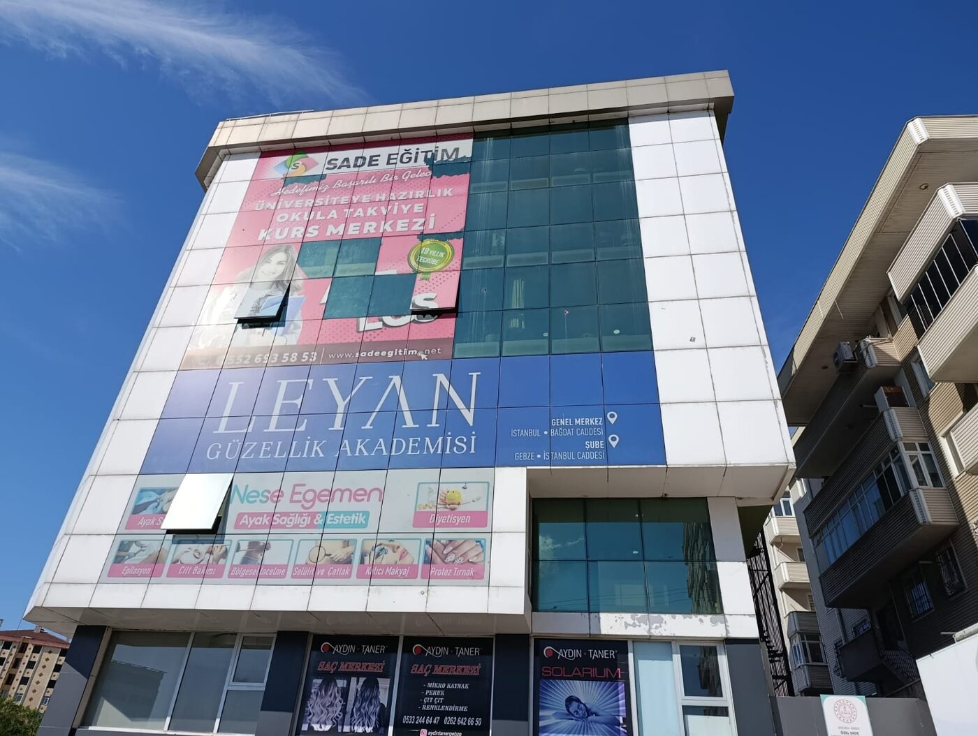 Cephe giydirme uygulaması - Koca Reklam